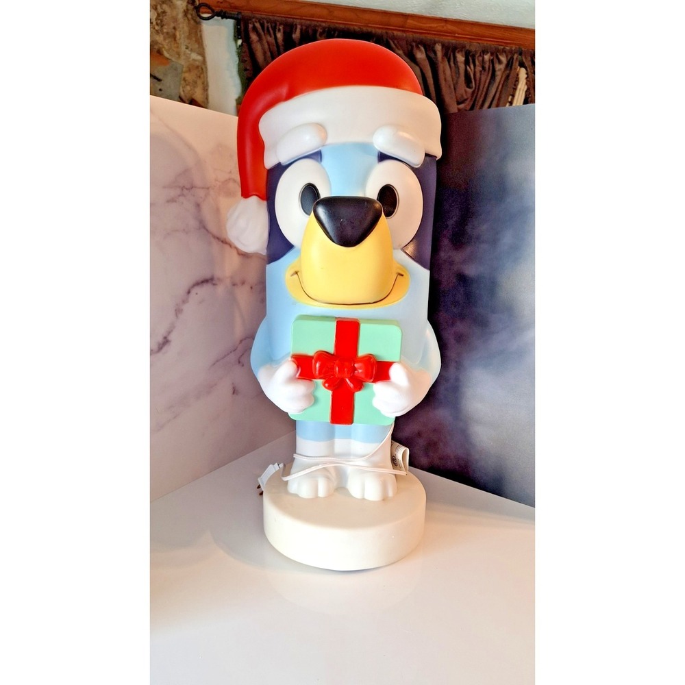 Bluey 24" Lighted Blow Mold Christmas Yard Decor Gemmy LED Outdoor Indoor - Picture 1 of 10